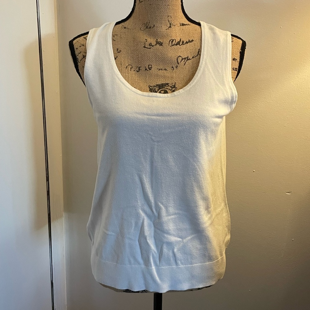 Jones New York White Scoop Neck Tank Top